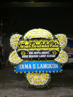Papan Bunga Duka di Hulu Gurung