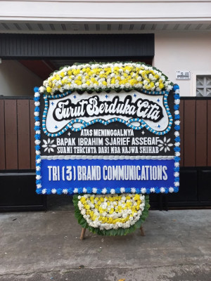 Papan Bunga Duka di Hulu Gurung